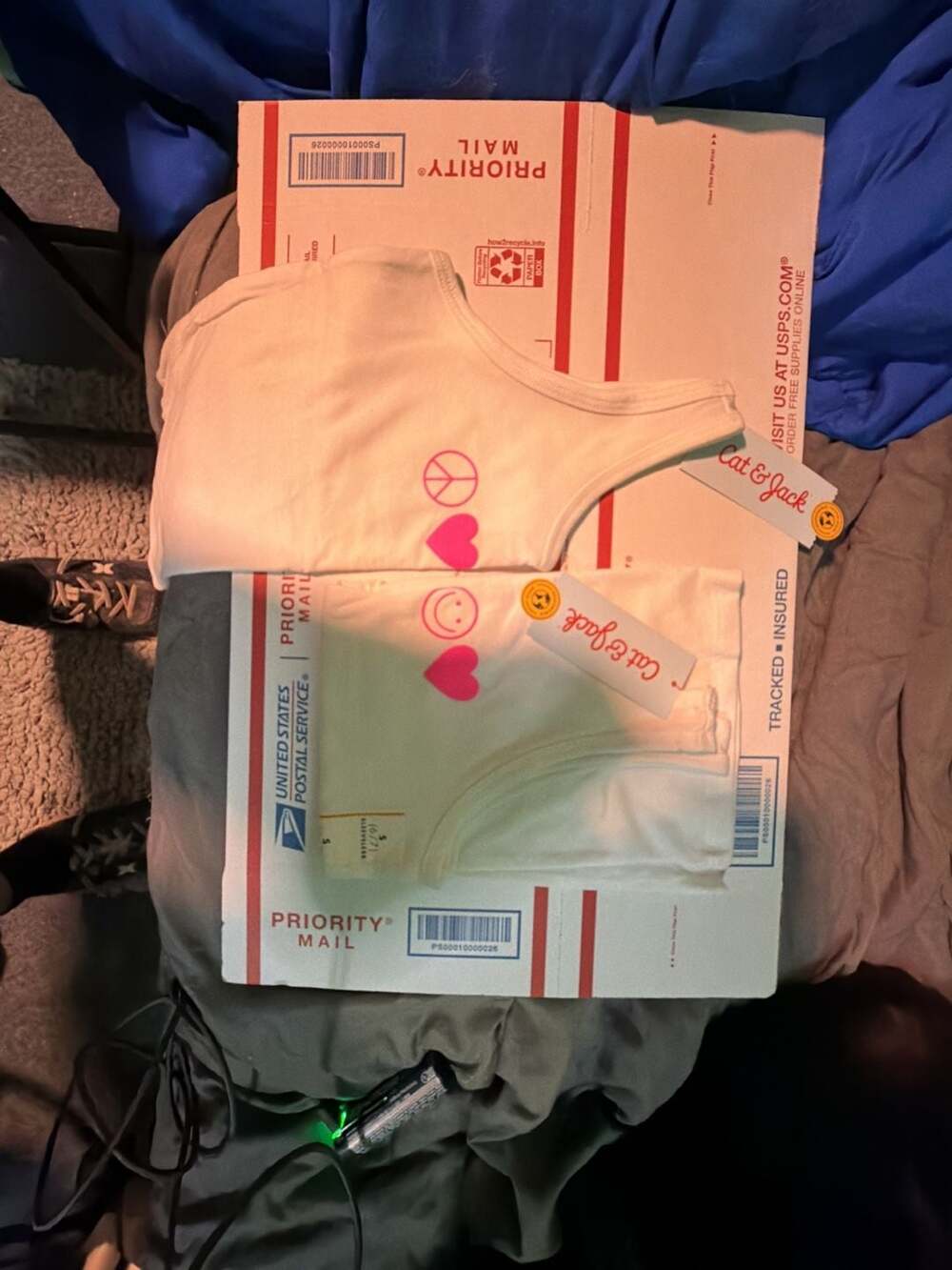 Cat & Jack Girls Sleeveless Tank Tops 2-Pack with Heart and Smiley Graphics